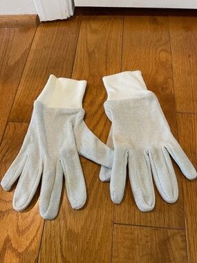 Ladies Silver Thread Gove Liners, Size M